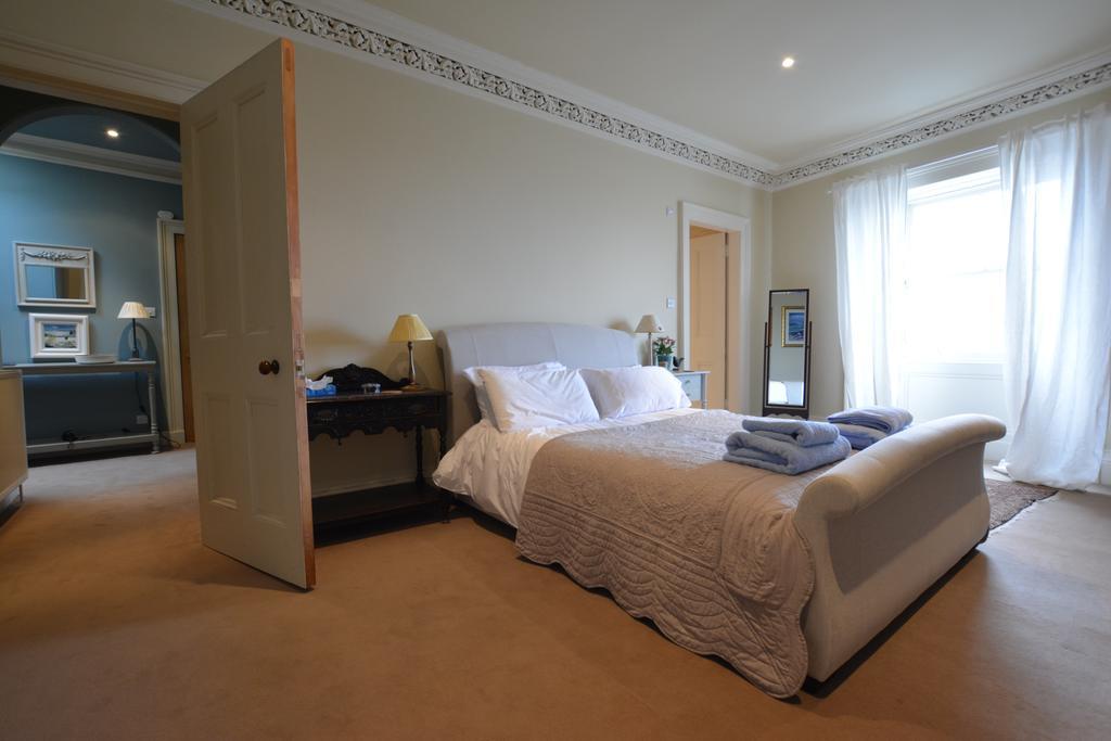 דירות אדינבורו Royal Mile Elegance - Space & Luxury מראה חיצוני תמונה